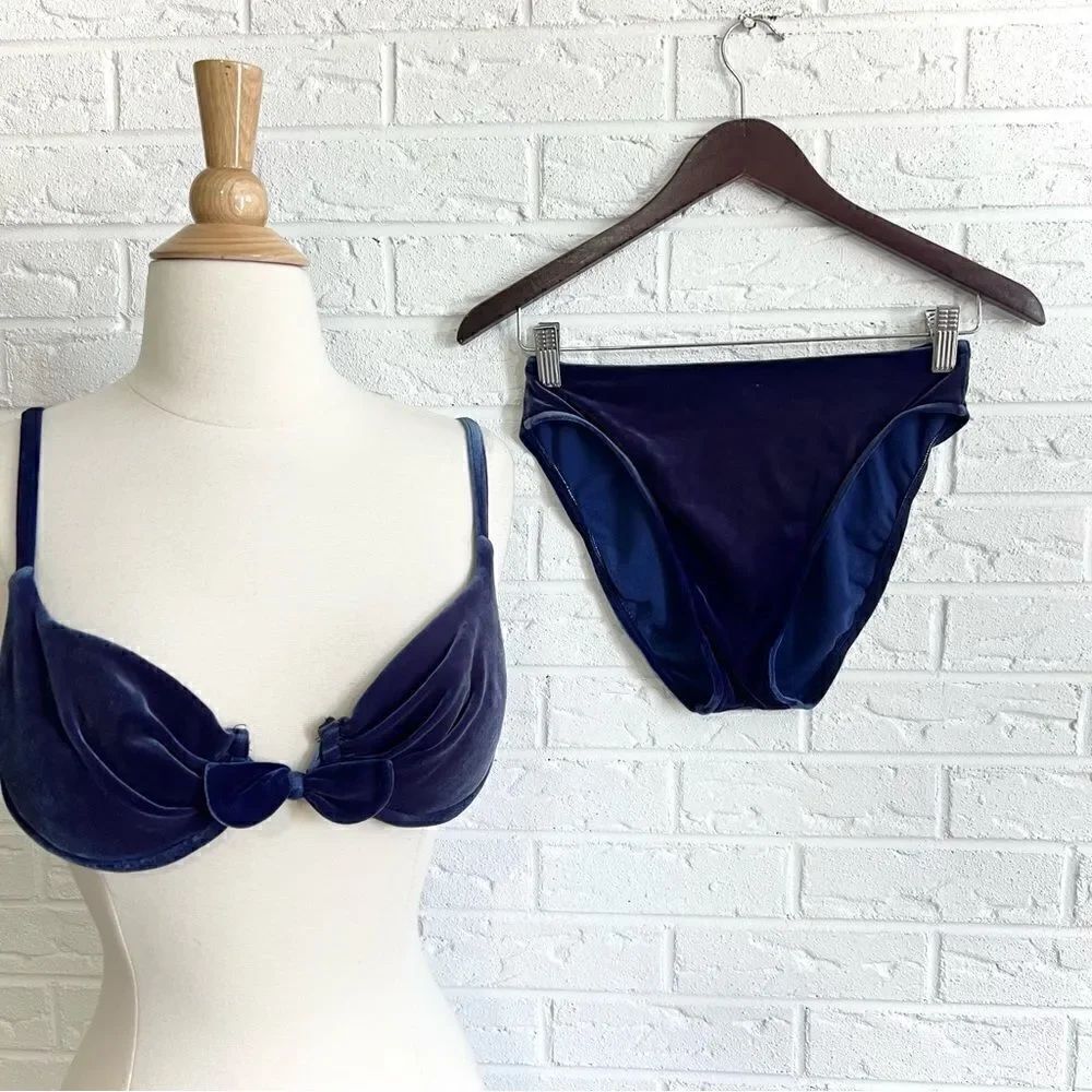 VINTAGE Sessa Navy Blue Velvet Bow Bikini USA Size 8